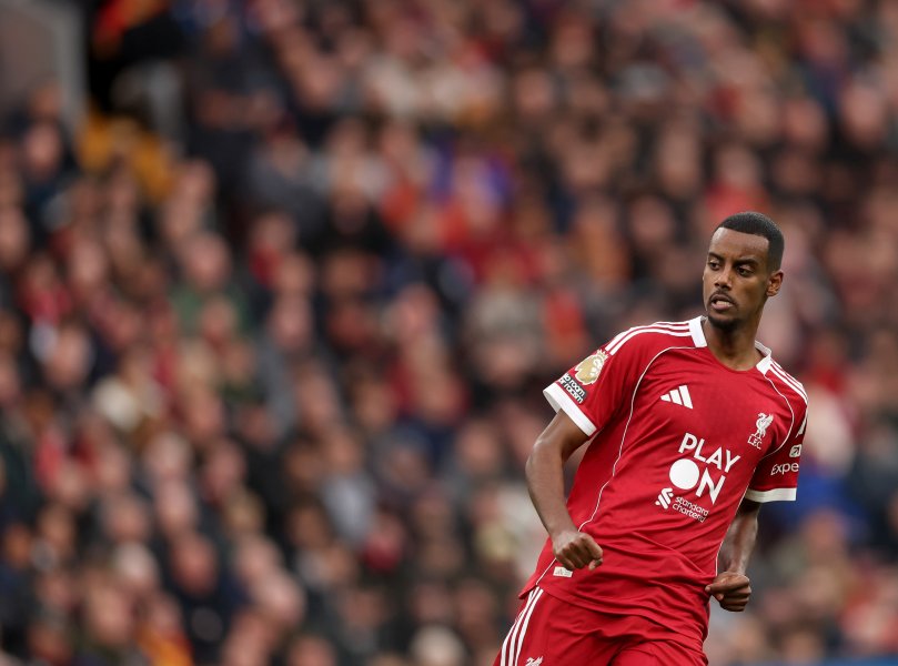 Александър Исак1