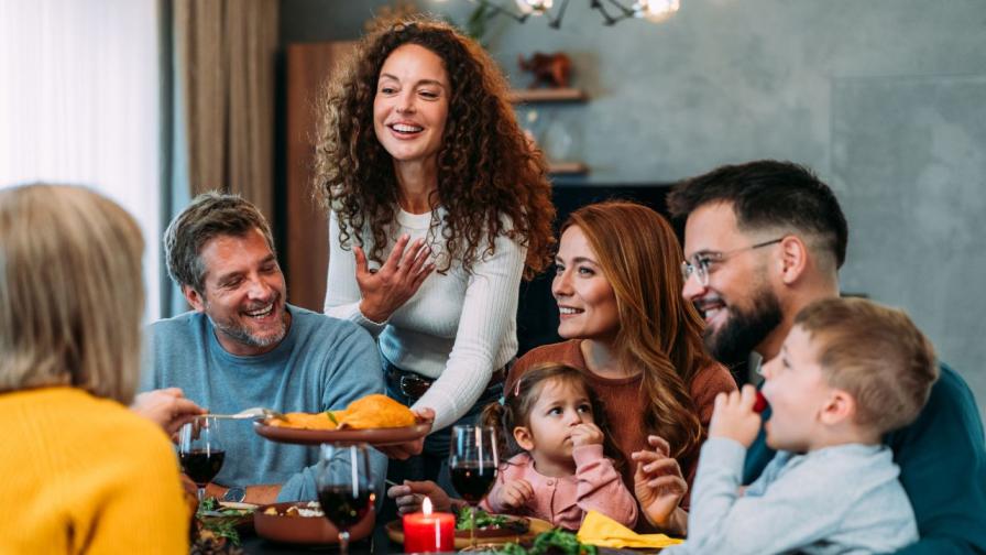 Ефектът „роден дом“: Как семейството отключва детското ни поведение