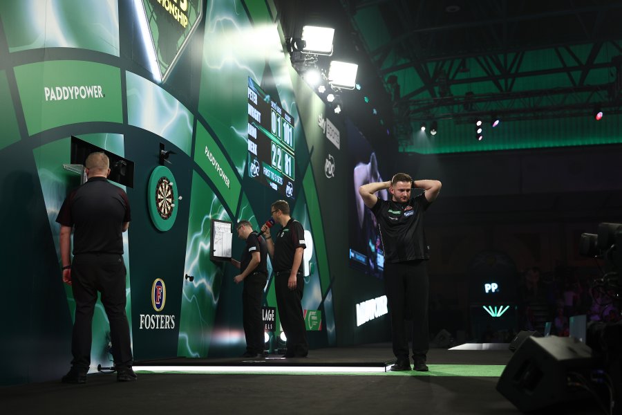 Питър Райт Арно Мерк1