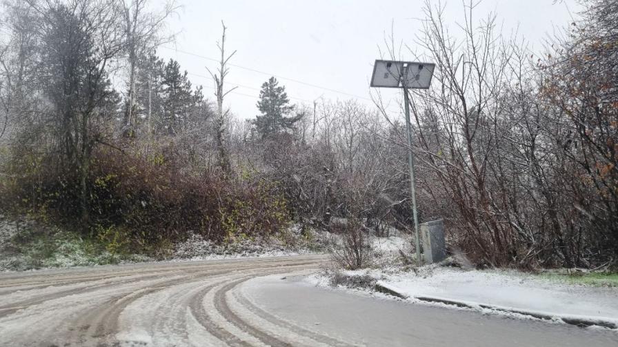 Коледен сняг покри части от България гледки от празничния ден