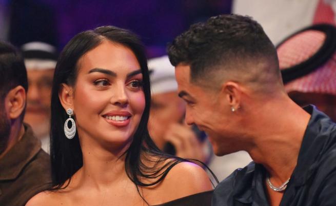 Роналдо и Джорджина си купиха две луксозни вили на частен остров в Червено море