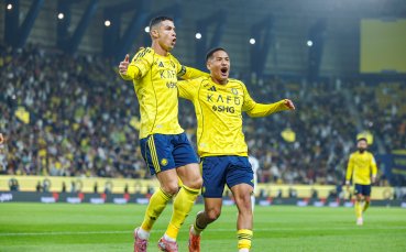 Нови два гола на Роналдо го доближаха още до заветната цел и донесе десета поредна победа на Ал Насър (видео)