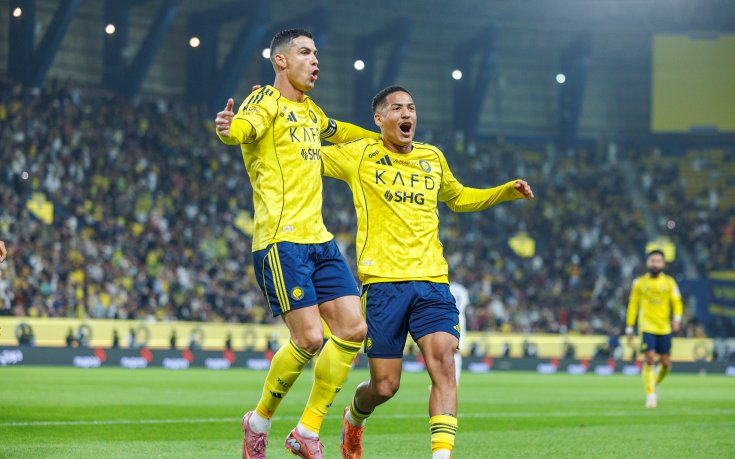 Нови два гола на Роналдо го доближаха още до заветната цел и донесе десета поредна победа на Ал Насър (видео)