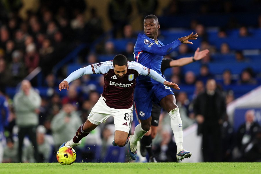 Челси Астън Вила1