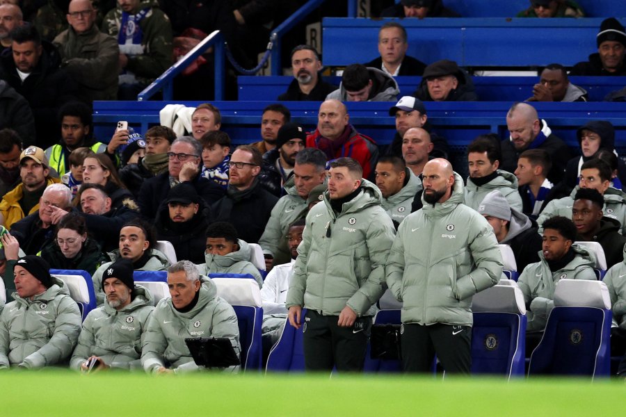 Челси Астън Вила1