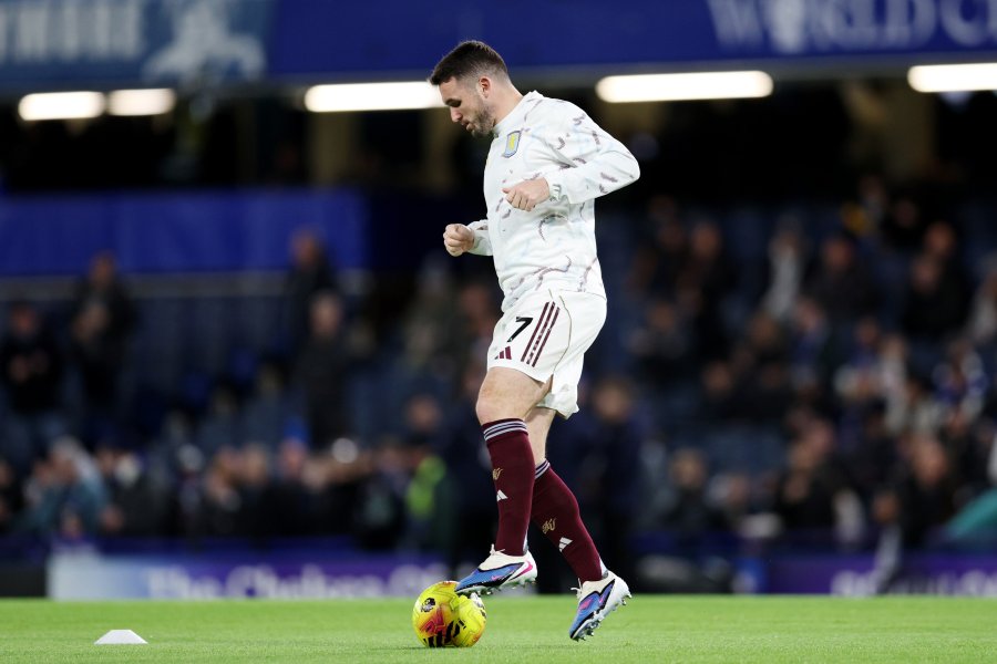 Челси Астън Вила1