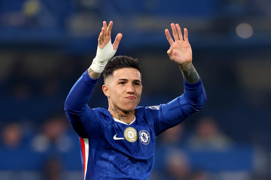 Челси Астън Вила1