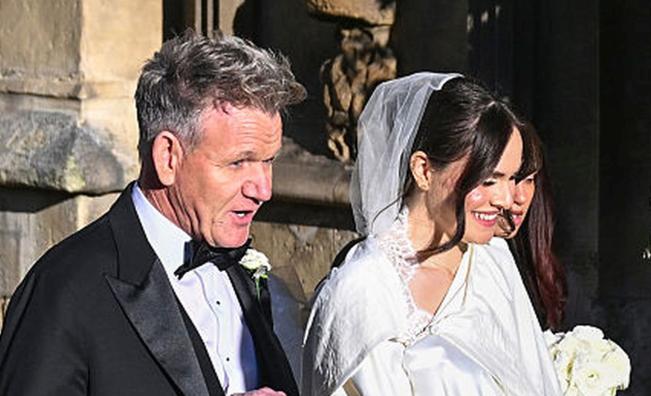 Дъщерята на Гордън Рамзи се омъжи за олимпиеца Адам Пийти