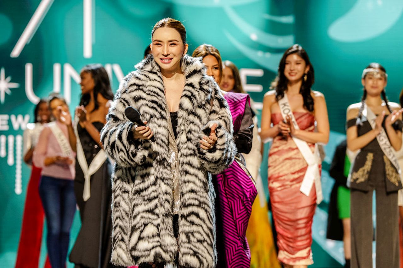 Съсобственичката на „Мис Вселена“ осъдена на 2 години затвор за измама