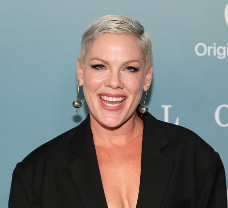 Поп звездата Пинк изненада феновете си след като разкри че