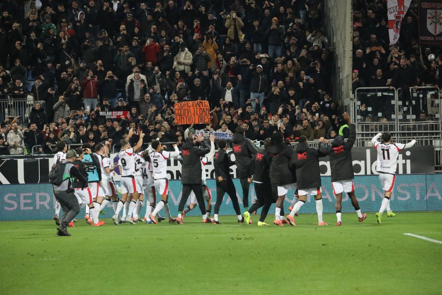 Каляри Милан1