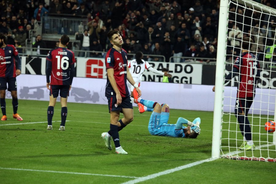 Каляри Милан1