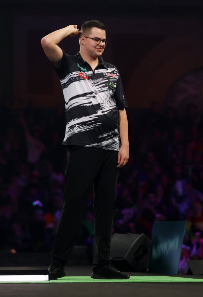 Джан Ван Веен Гари Андерсън1