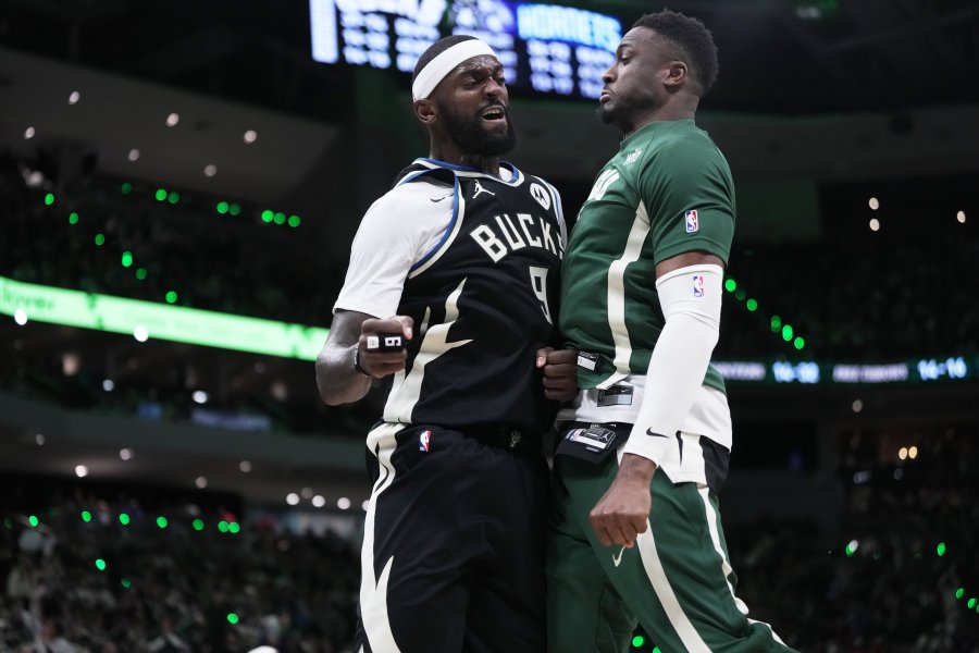 Милуоки Бъкс Шарлът Хорнетс1