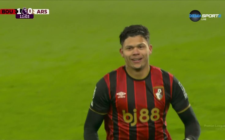 Кошмарна грешка на Габриел позволи на Борнемут да поведе на Арсенал