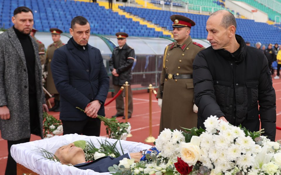 Поклонение пред Димитър Пенев1