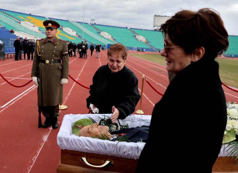 Поклонение пред Димитър Пенев1