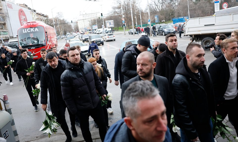 Поклонение пред Димитър Пенев1