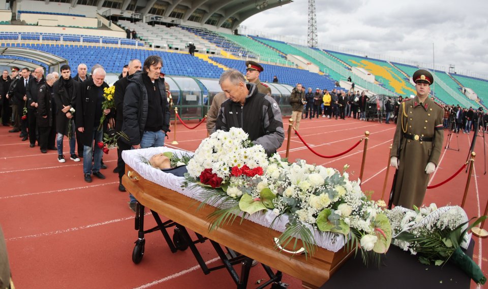 Поклонение пред Димитър Пенев1