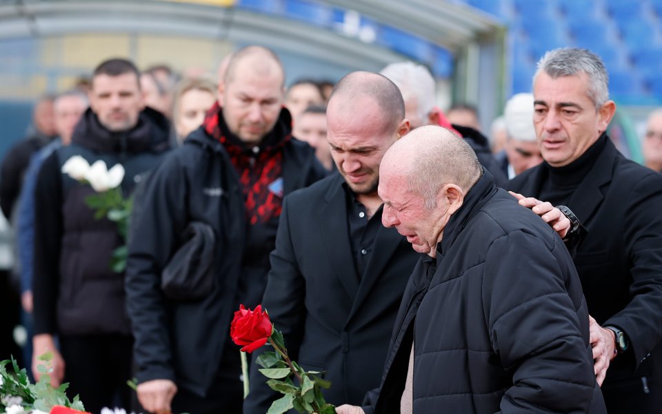Бай Добри за Димитър Пенев: В събота го чаках на стадиона, той не дойде