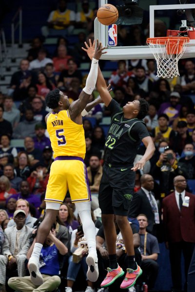 Ню Орлиънс Пеликанс Лос Анджелис Лейкърс1