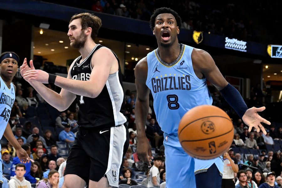 Мемфис Гризлис Сан Антонио Спърс1