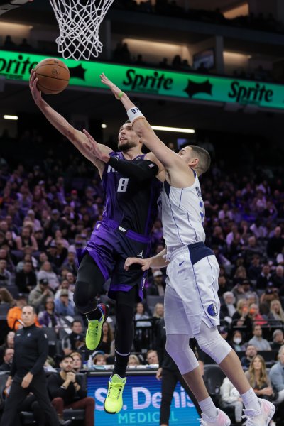 Сакраменто Кингс Далас Маверикс1