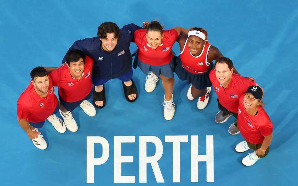 САЩ пречупи Гърция за полуфинал на турнира „Юнайтед къп“