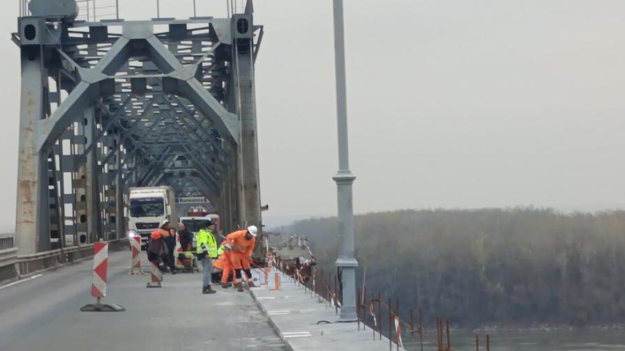 Подновяват ремонта на "Дунав мост" - Русе, няма да спират движението