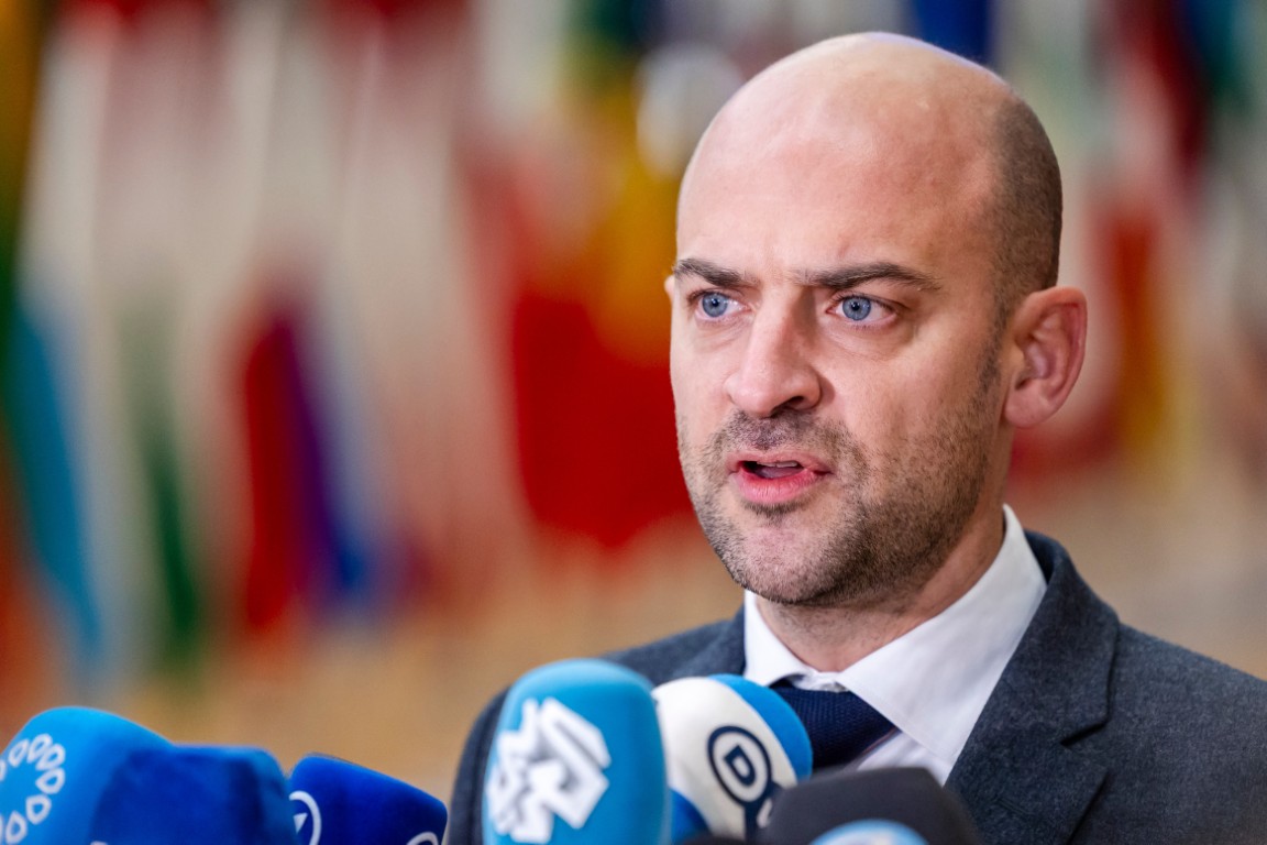 Европа се готви да отговори на заплахата от САЩ