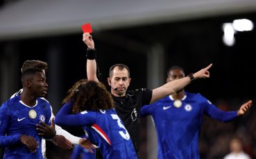 Фулъм надви 10 от Челси в нервен сблъсък на 