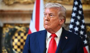 Броят на държавните служители в САЩ спадна до десетилетен минимум