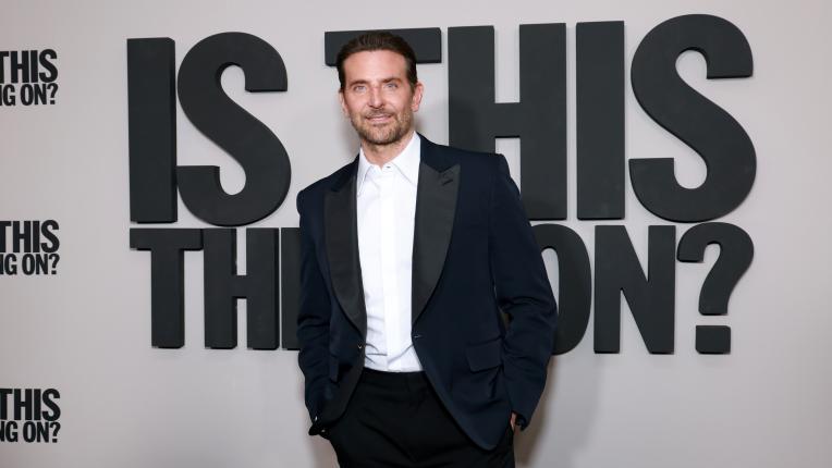 Брадли Купър