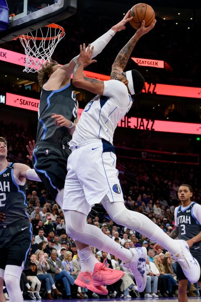 Юта Джаз Далас Маверикс1