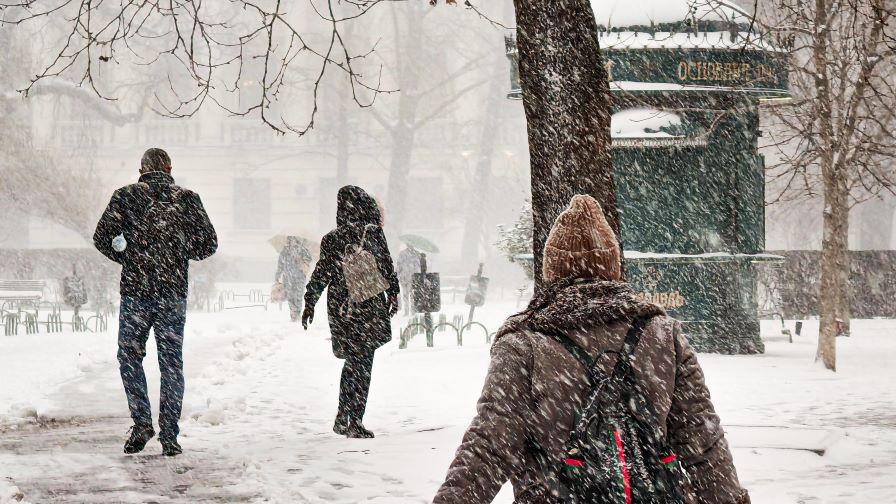 Поледиците в София изпратиха над 140 души в "Пирогов"