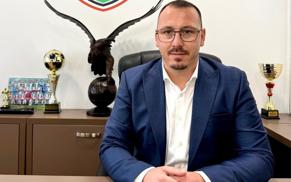 Официално: Пирин обяви новия собственик