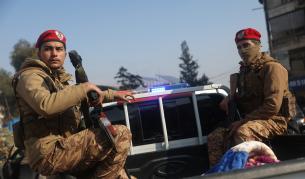 Сирийската армия твърди, че е установила контрол над квартал в Алепо, кюрдските сили отрекоха