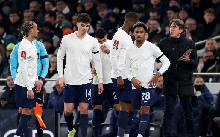 Тотнъм взе шеф от Сити, но няма да е заместник на Паратичи