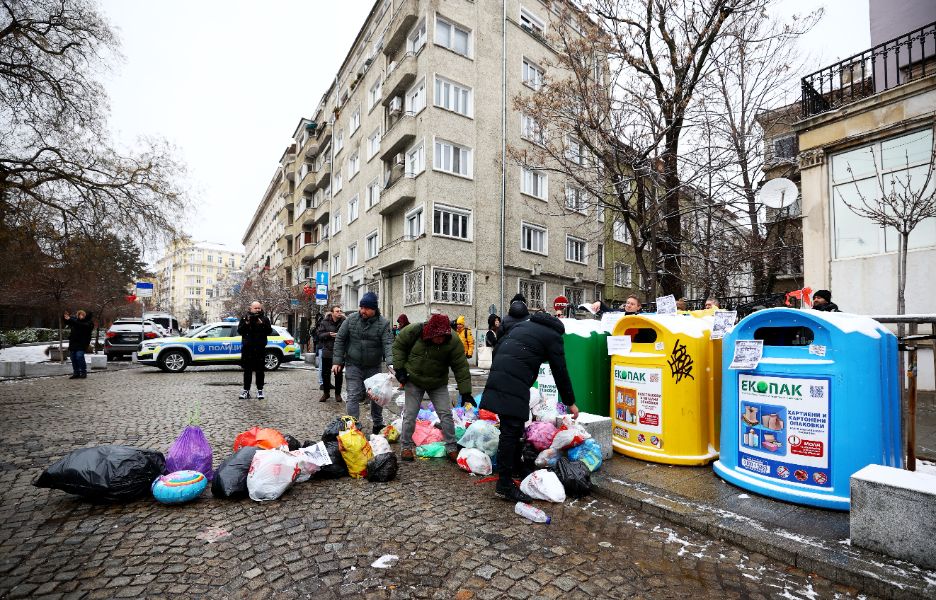 <p>Граждани протестираха на ул. "Московска".</p>