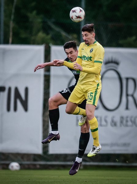 Лудогорец Пакш1