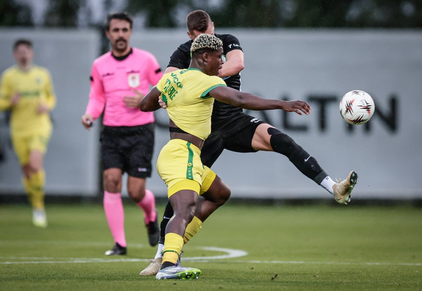 Лудогорец Пакш1