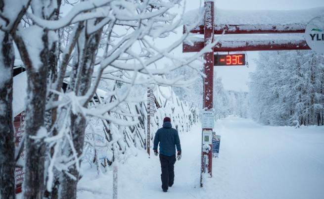 Хиляди туристи блокирани във Финландия заради студа