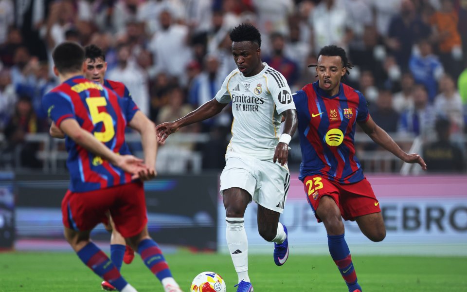 НА ЖИВО: Барселона 3:2 Реал, втори гол на Рафиня