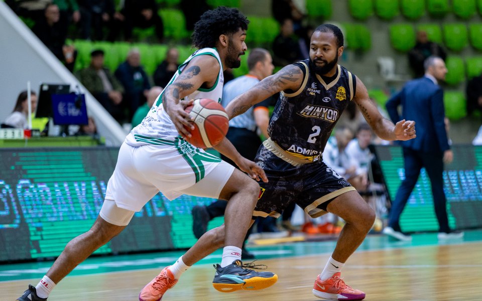 Балкан разби Миньор Перник и си върна лидерството