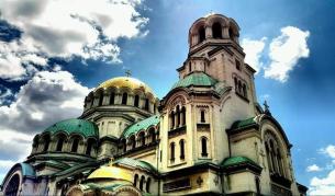 Бурната история на храм-паметника "Александър Невски"