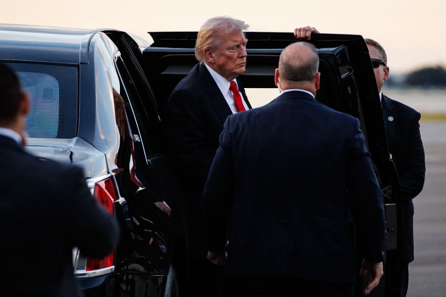 <p>Открийте невероятното инженерно решение и технологията от военен клас, които правят бронираната лимузина на президента на САЩ практически неуязвима срещу всяка заплаха.</p>