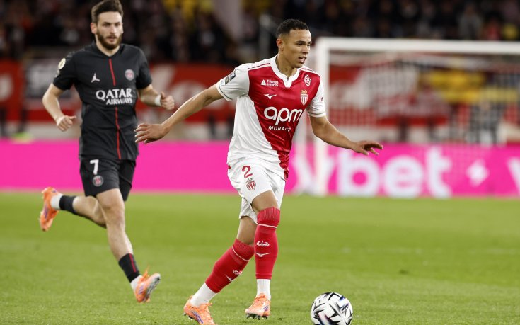 Ливърпул гледа към бразилски национал от Монако за заместник на Брадли