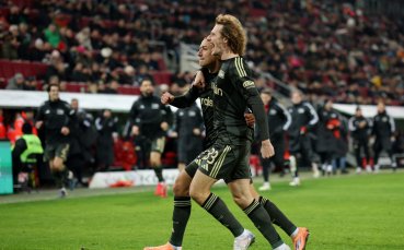 Десет от Унион Берлин не се предадоха и взеха точка от Аугсбург