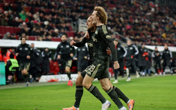 Десет от Унион Берлин не се предадоха и взеха точка от Аугсбург