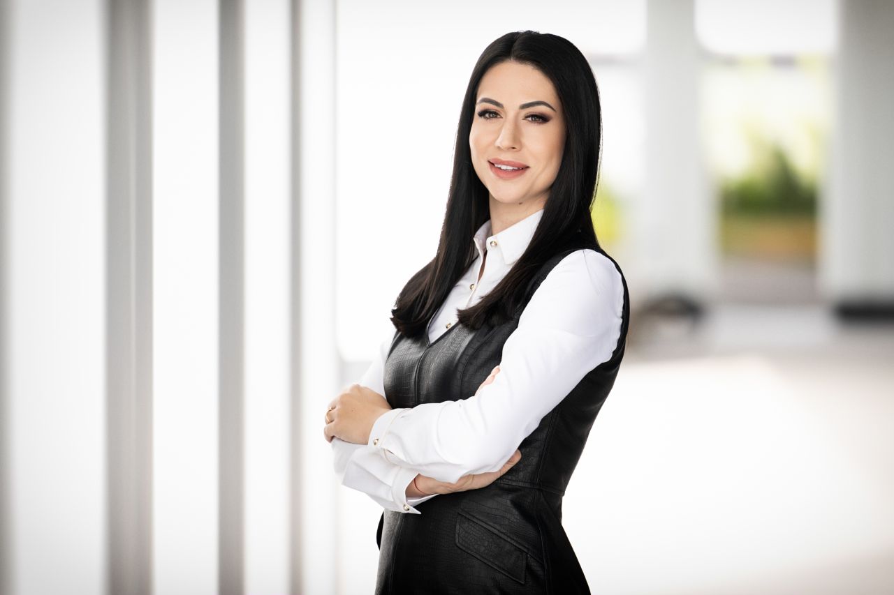 „Майчинство вместо детство“ в „Темата на NOVA”